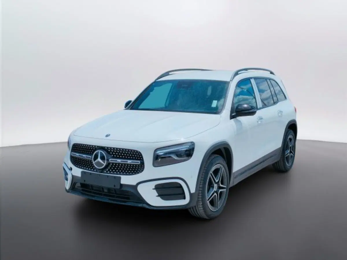 Mercedes-Benz GLB nuova a Teramo