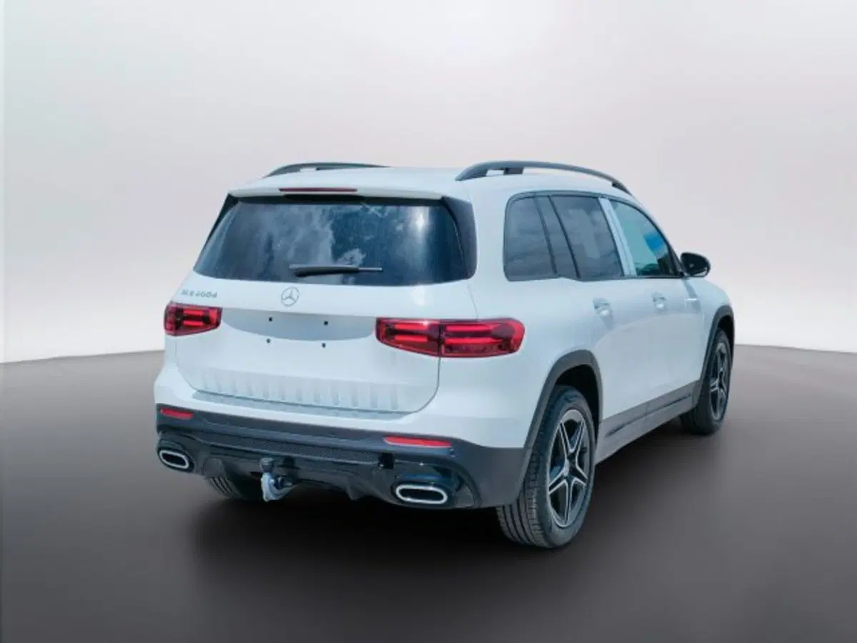 Mercedes-Benz GLB nuova a Teramo (6)