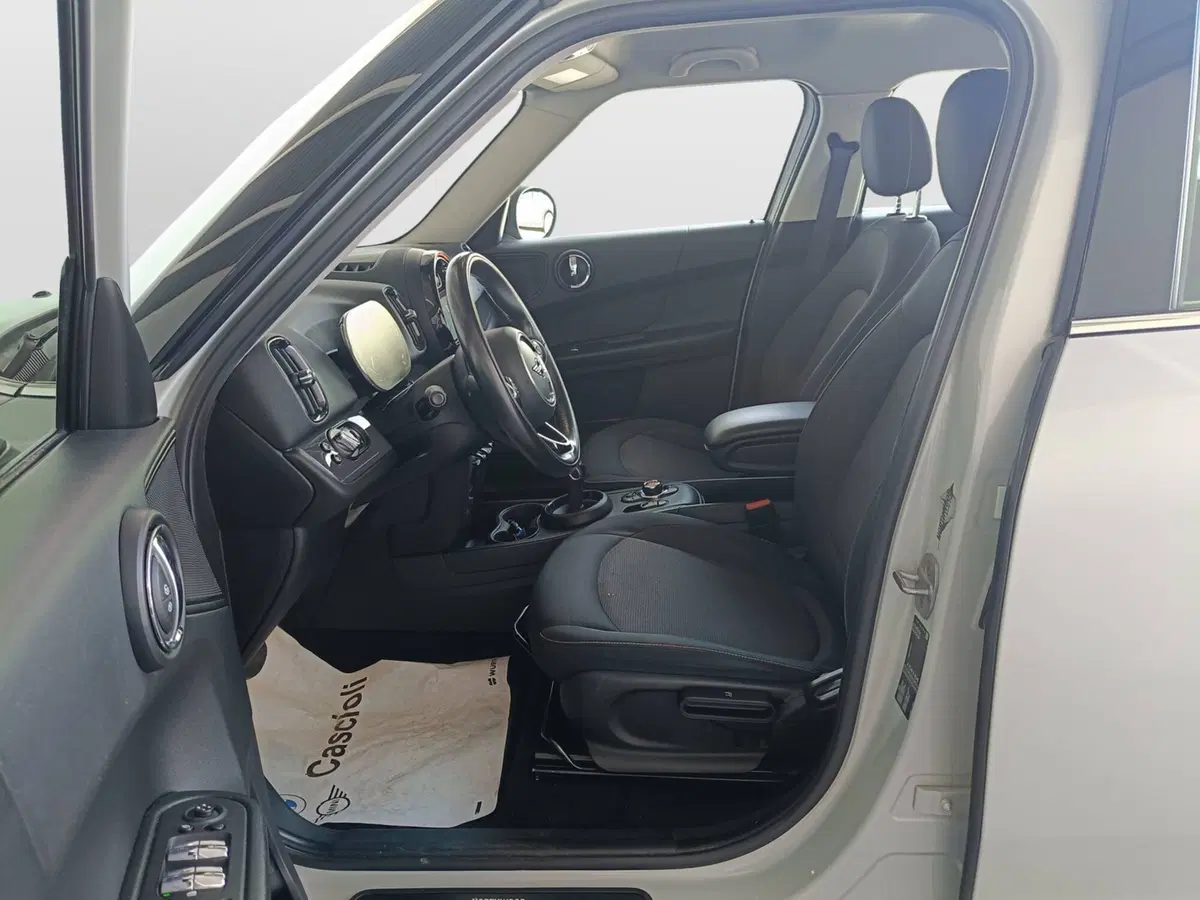 MINI Mini Countryman usata a Ascoli Piceno (8)