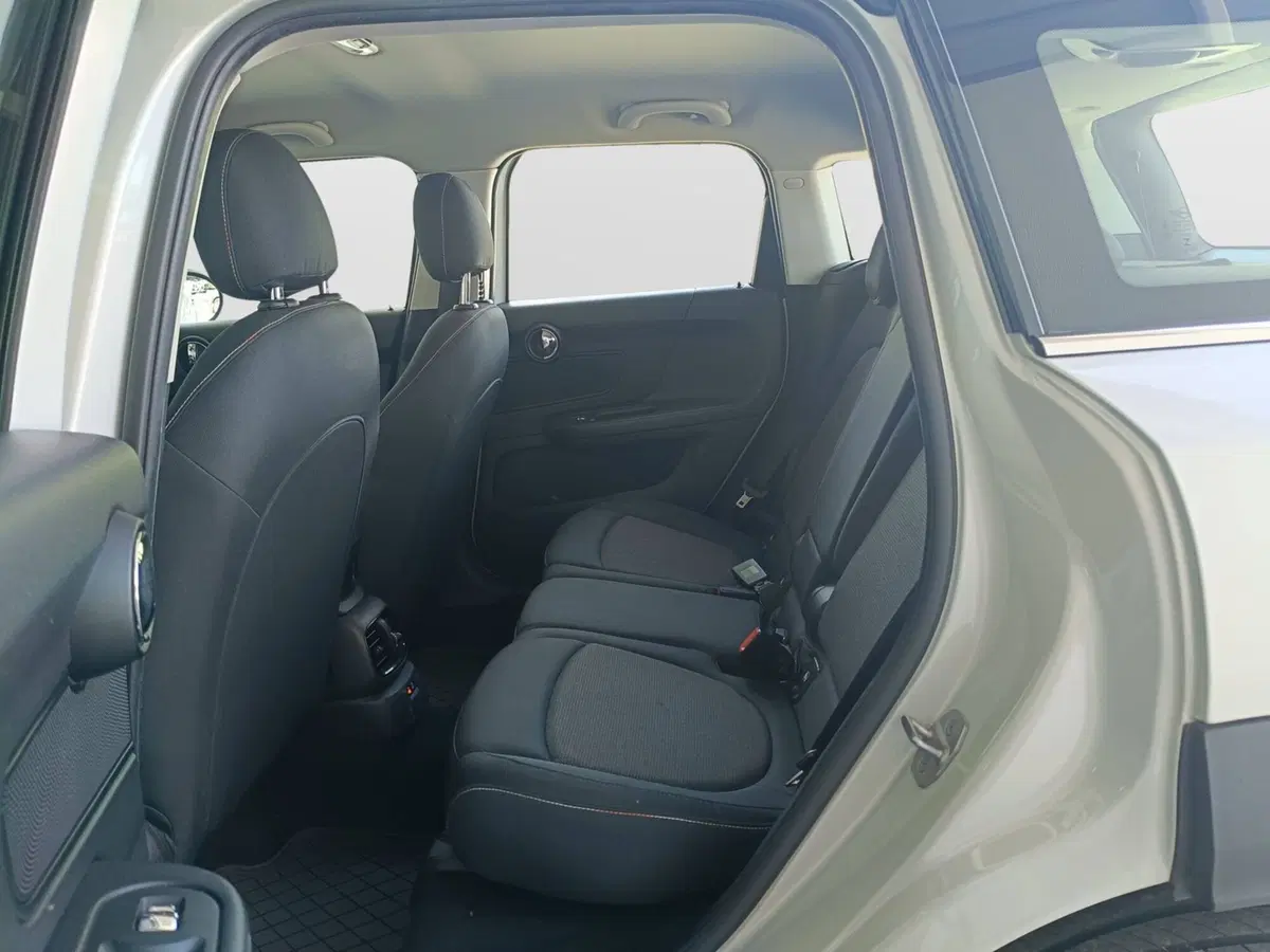MINI Mini Countryman usata a Ascoli Piceno (9)