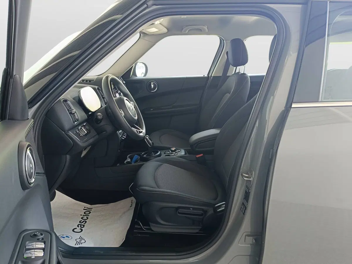 MINI Mini Countryman usata a Ascoli Piceno (8)