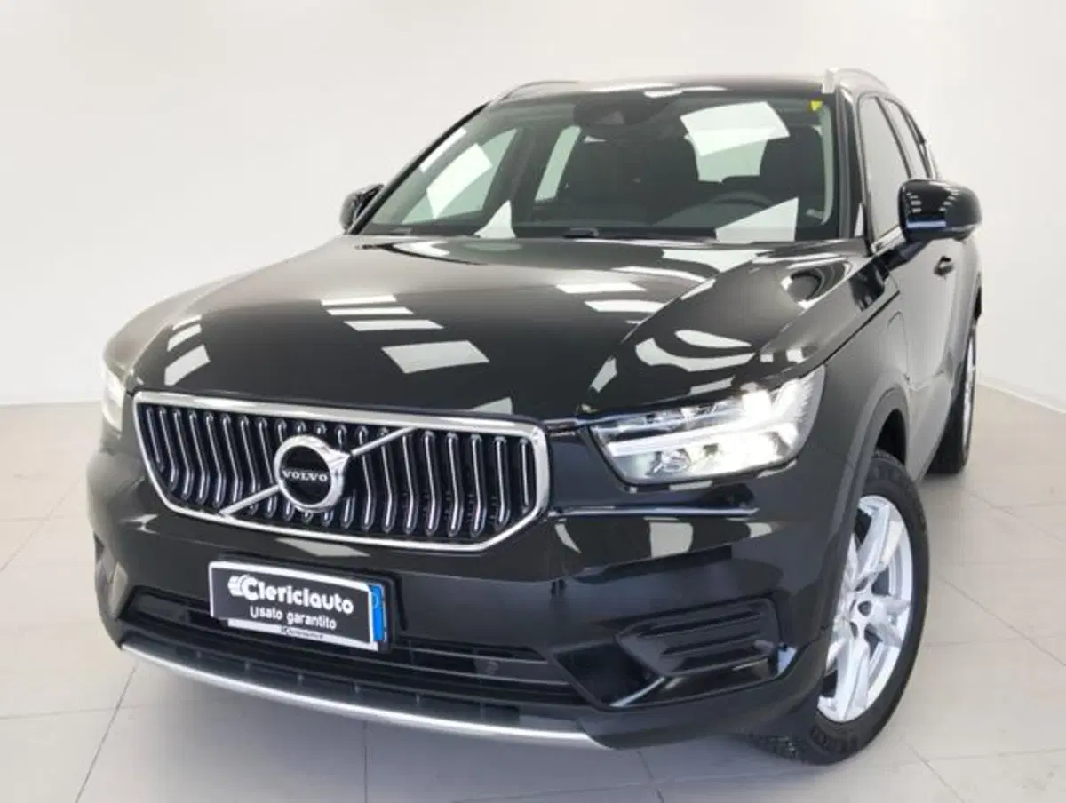 Volvo XC40 usata a Como