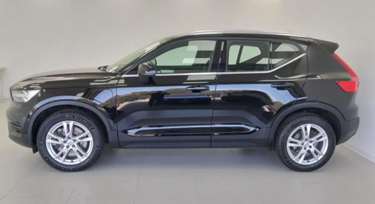 Volvo XC40 usata a Como (7)