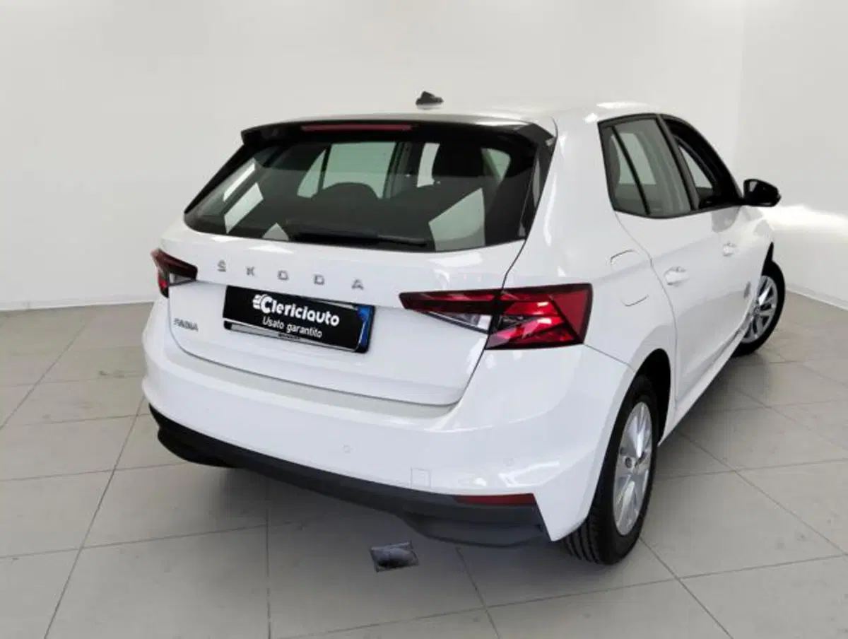Skoda Fabia usata a Como (2)
