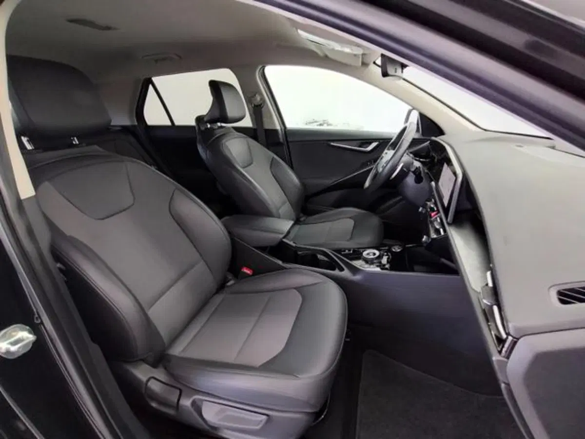 Kia Niro usata a Como (3)