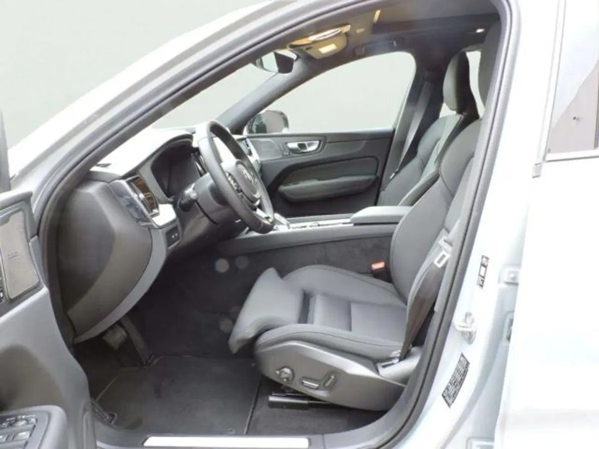 Volvo XC60 usata a Firenze (18)