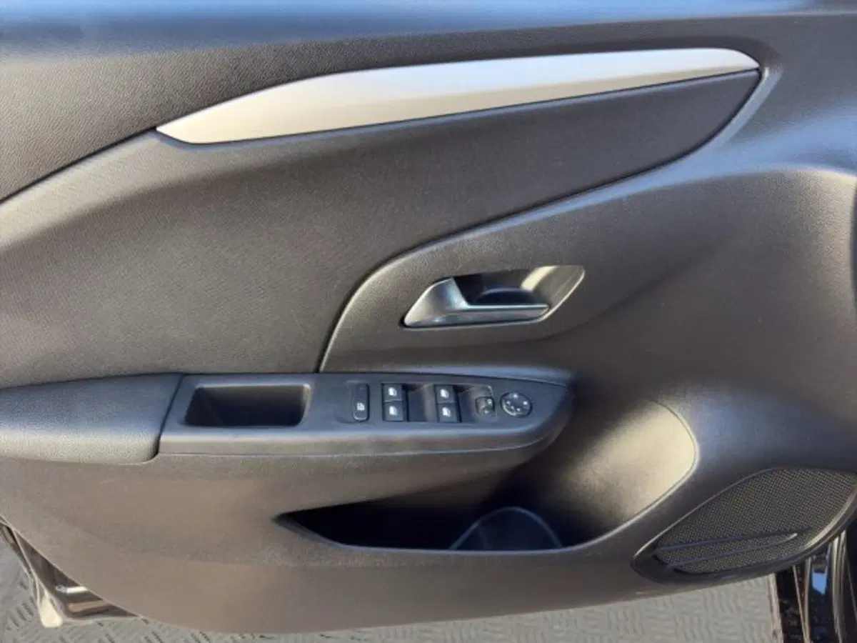 Opel Corsa usata a Perugia (19)