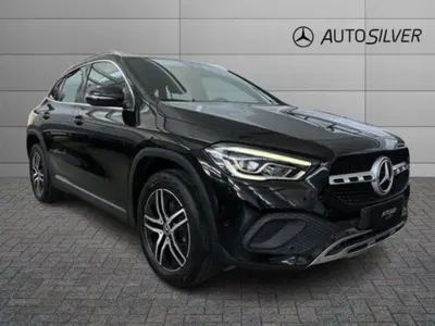 Mercedes-Benz GLA SUV 180 d Automatic Sport Plus del 2022 usata a Verona