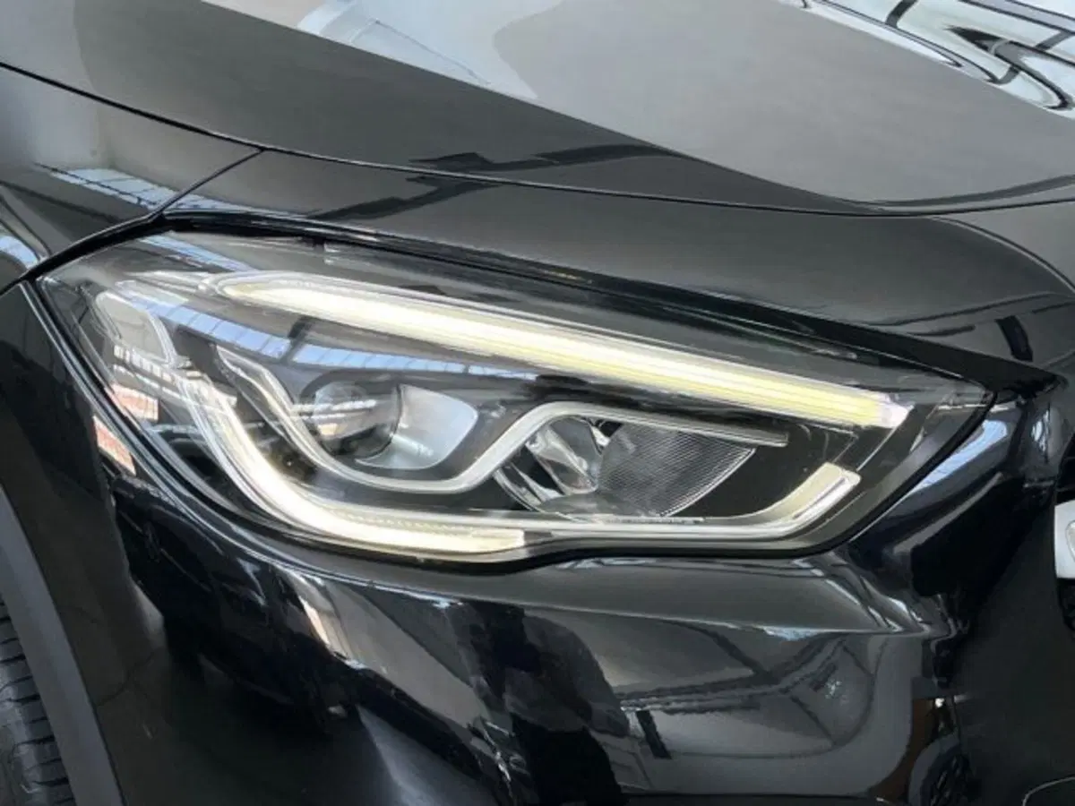 Mercedes-Benz GLA SUV usata a Verona (17)