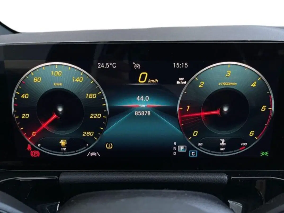 Mercedes-Benz GLA SUV usata a Verona (8)
