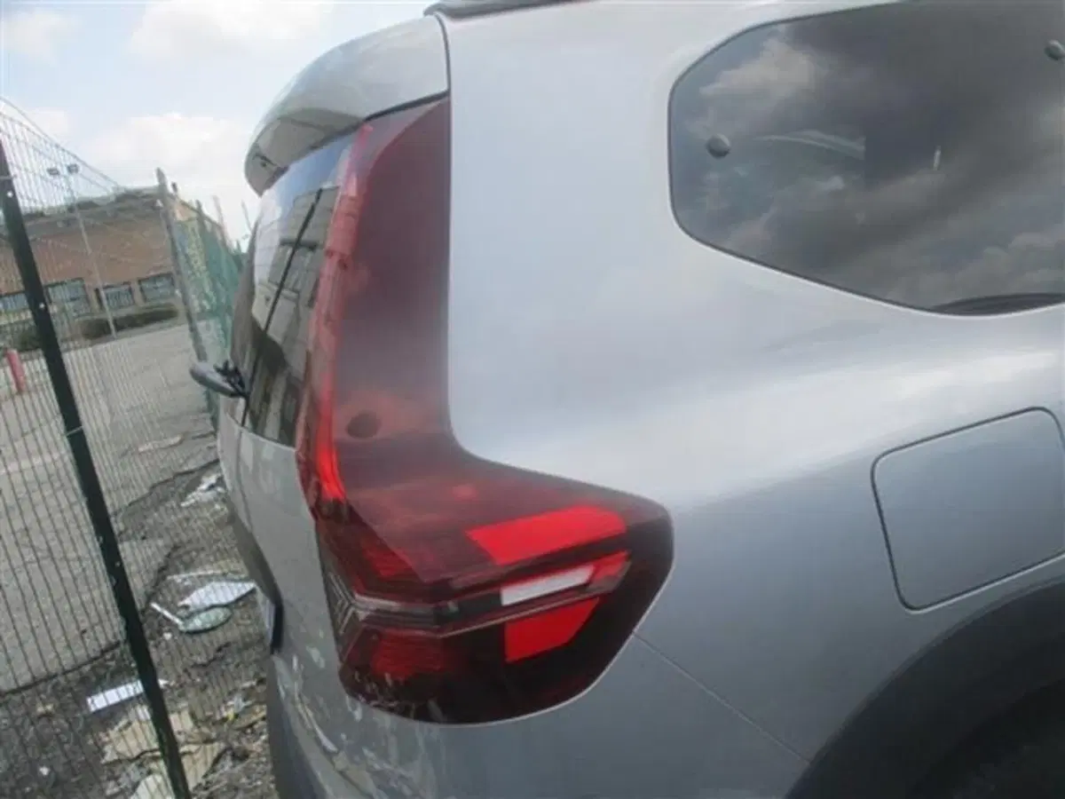Dacia Jogger usata a Modena (9)
