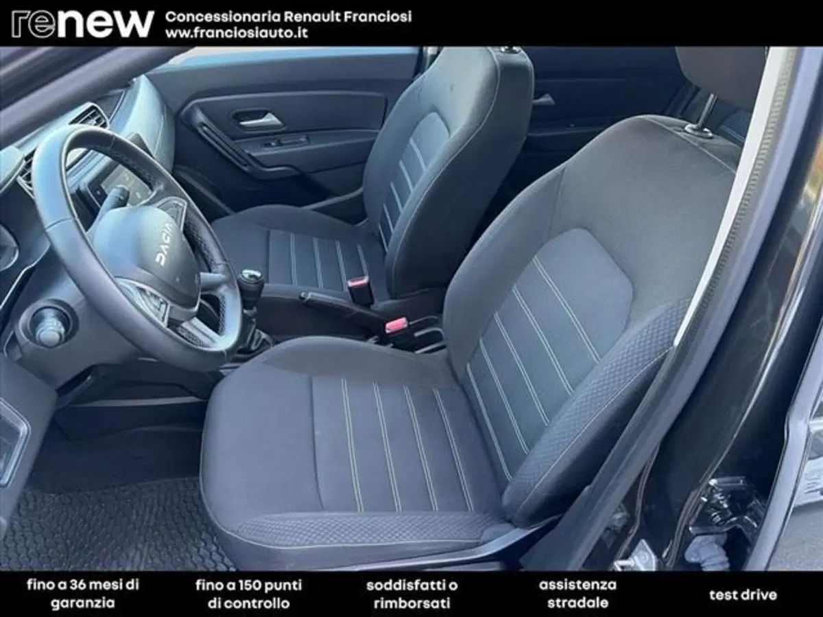 Dacia Duster usata a Modena (10)