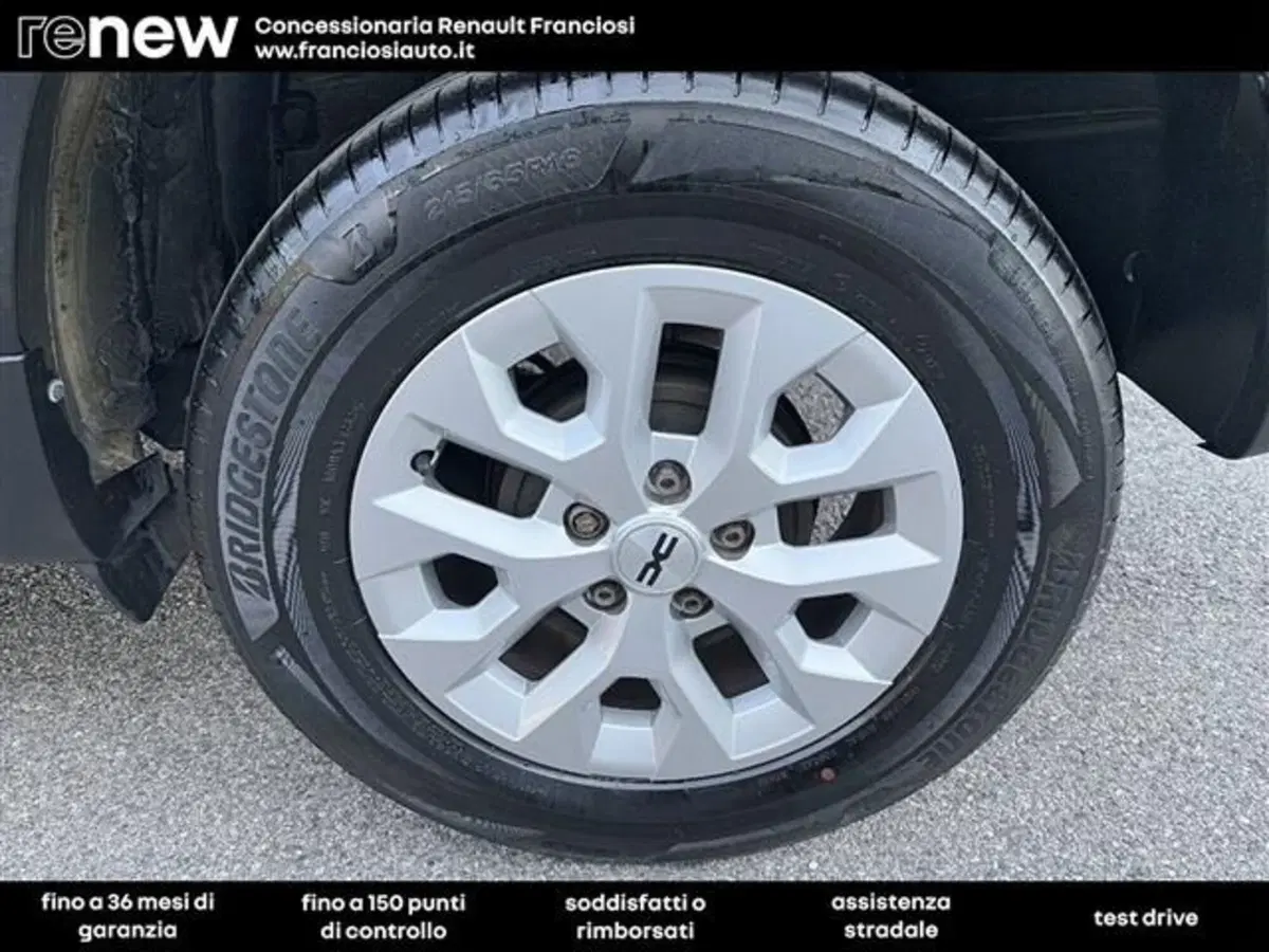Dacia Duster usata a Modena (13)