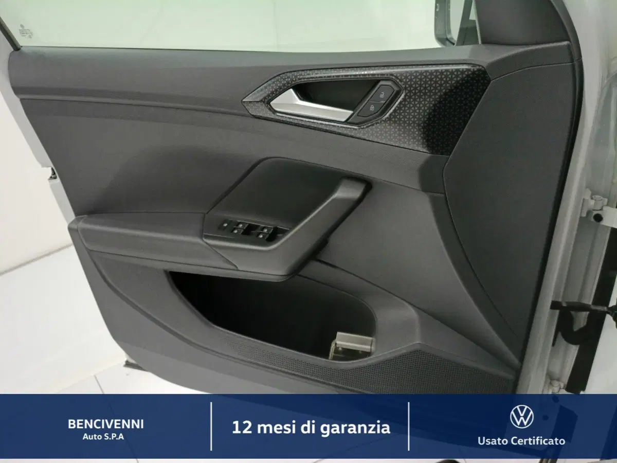 Volkswagen T-Cross usata a Catanzaro (13)
