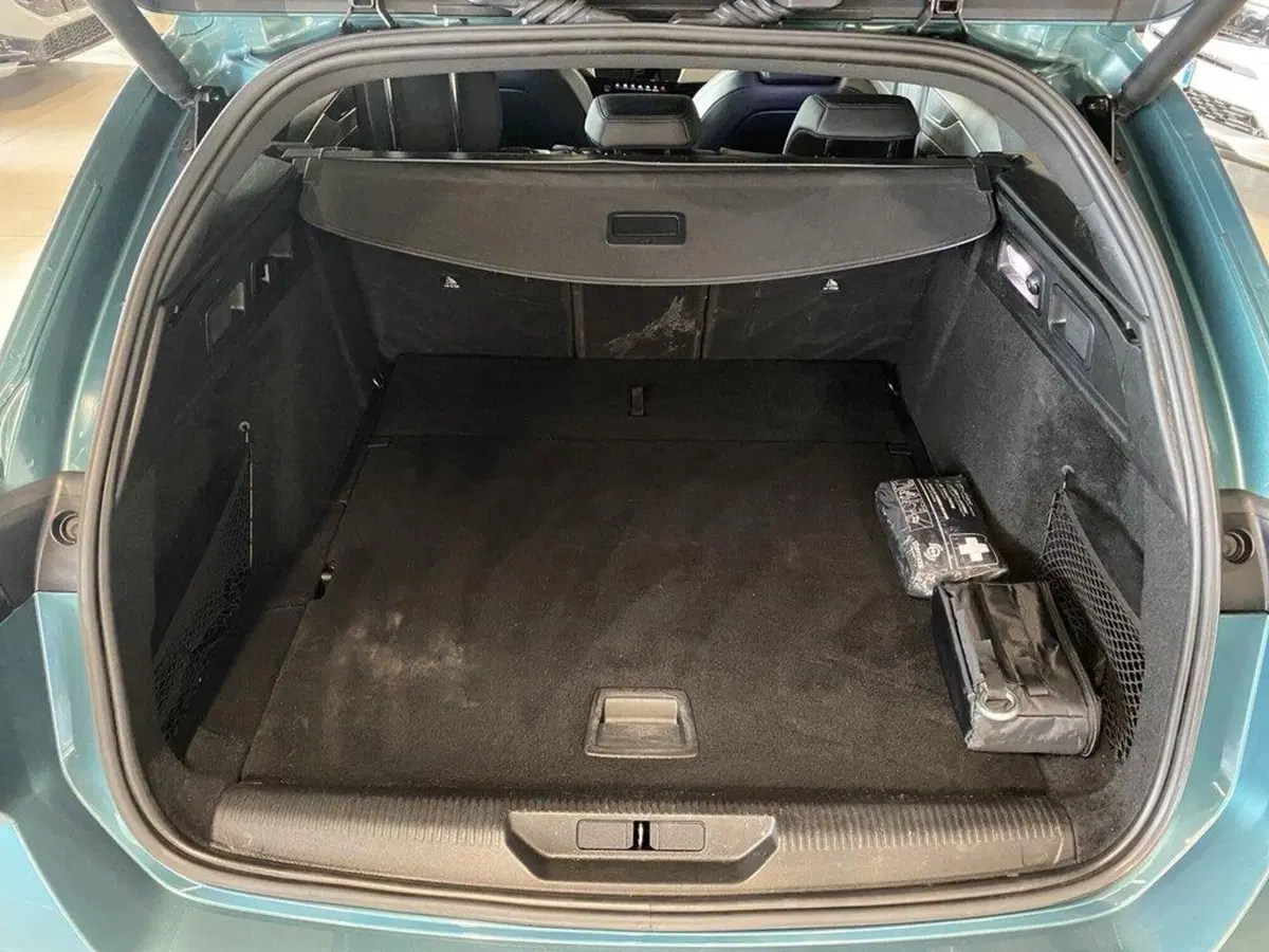 Peugeot 308 SW usata a Torino (9)