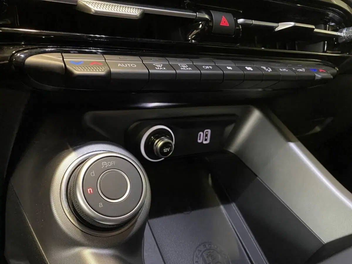 Alfa Romeo Tonale nuova a Torino (11)