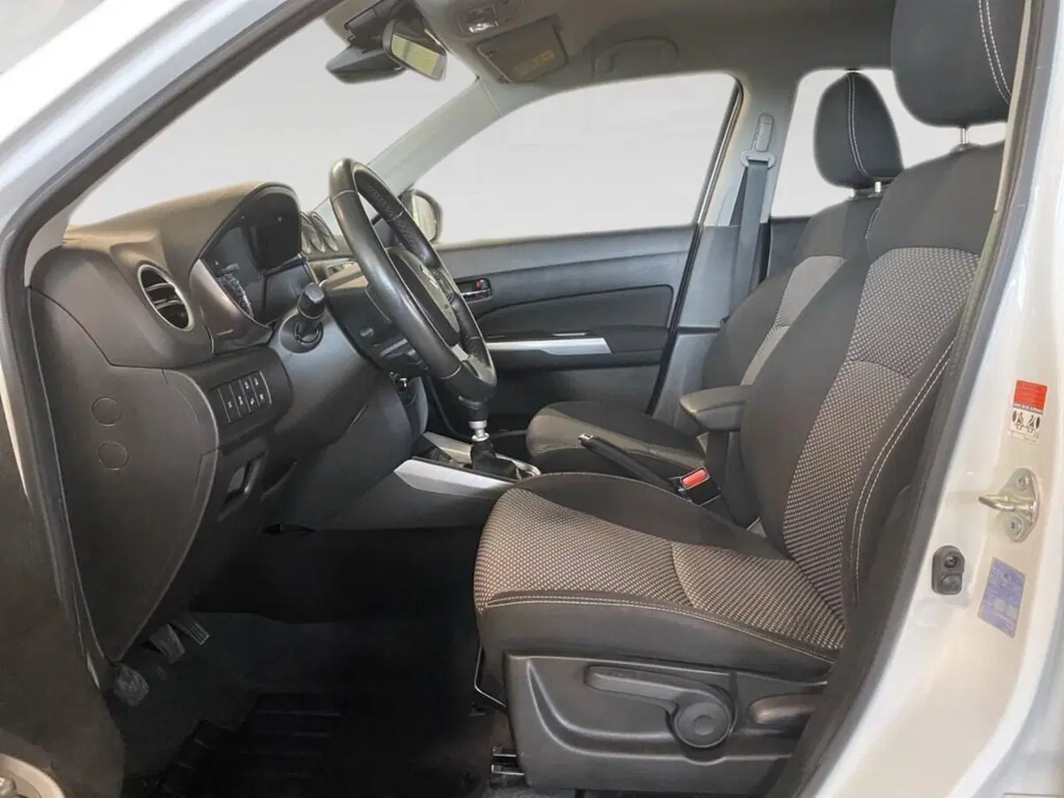 Suzuki Vitara usata a Torino (7)