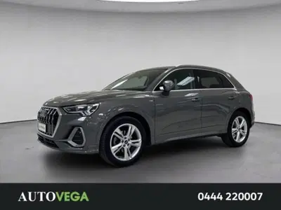 Audi Q3 Sportback 35 2.0 tdi S line edition s-tronic del 2023 usata a Arzignano