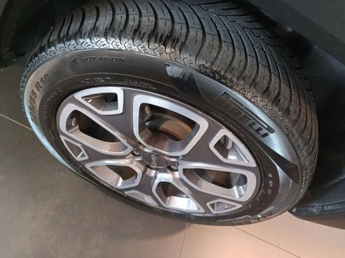 Jeep Renegade usata a Modena (12)