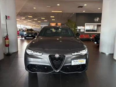 Alfa Romeo Giulia 2.2 Turbodiesel 210 CV AT8 AWD Q4 Veloce del 2023 usata a Modena