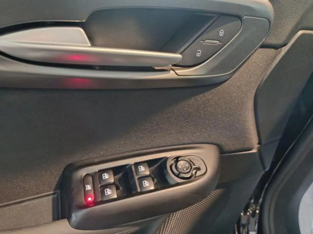 Alfa Romeo Tonale usata a Modena (10)