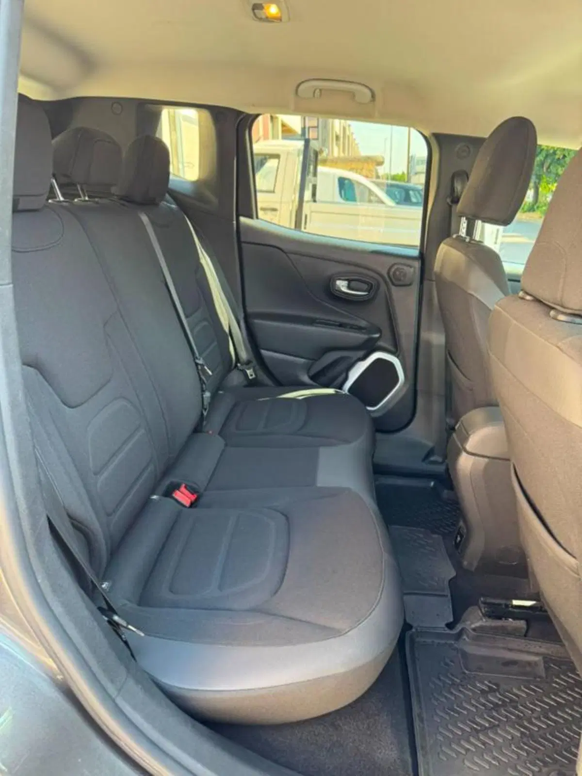 Jeep Renegade usata a Modena (10)