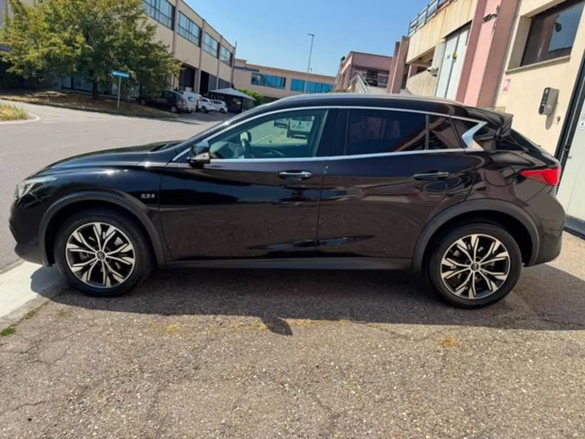 Infiniti QX30 usata a Modena (7)