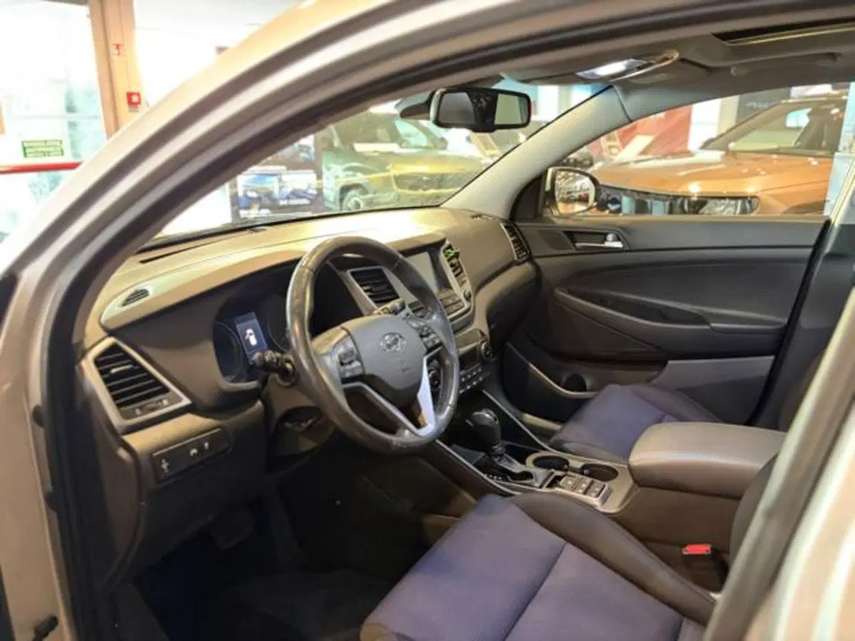 Hyundai Tucson usata a Modena (7)