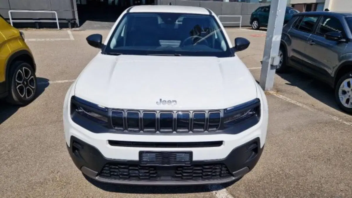 Jeep Avenger nuova a Modena (2)