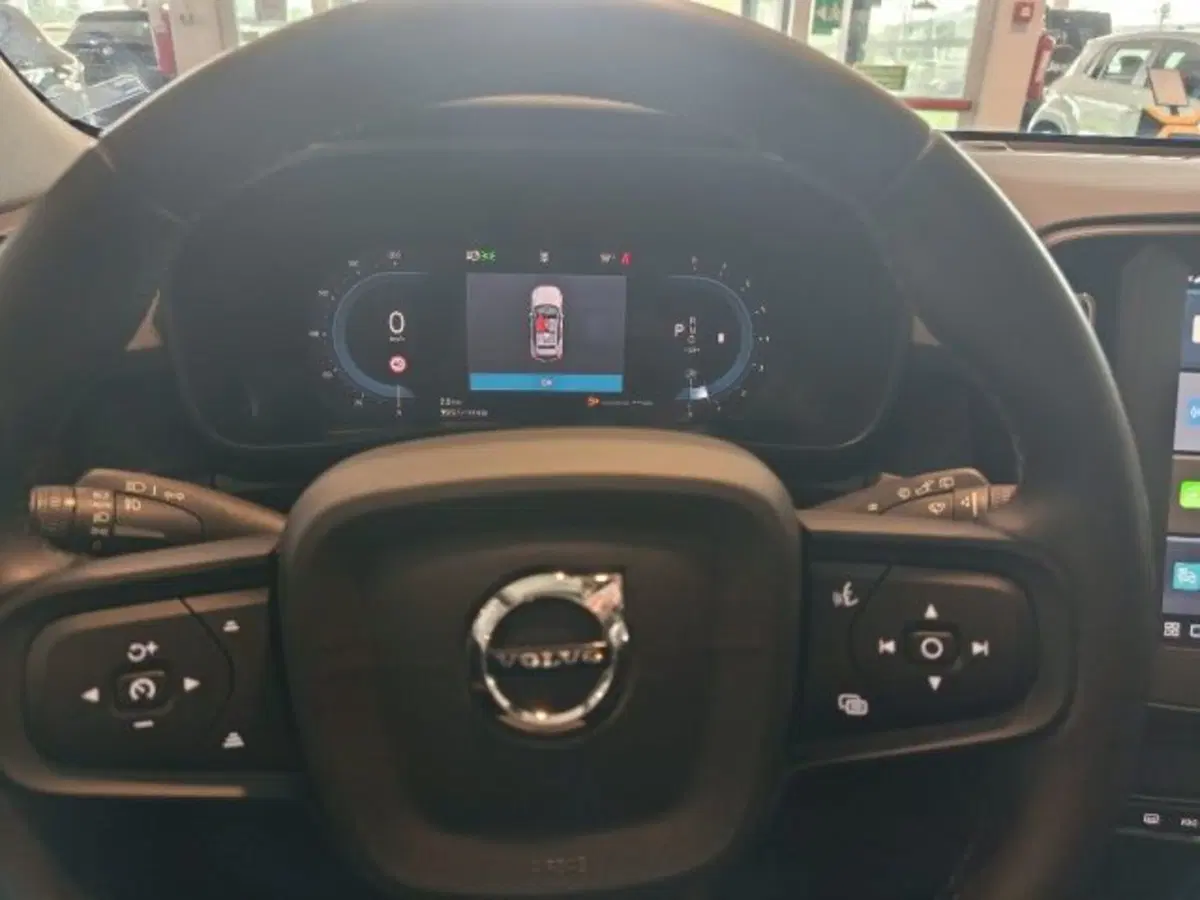Volvo XC40 usata a Modena (3)