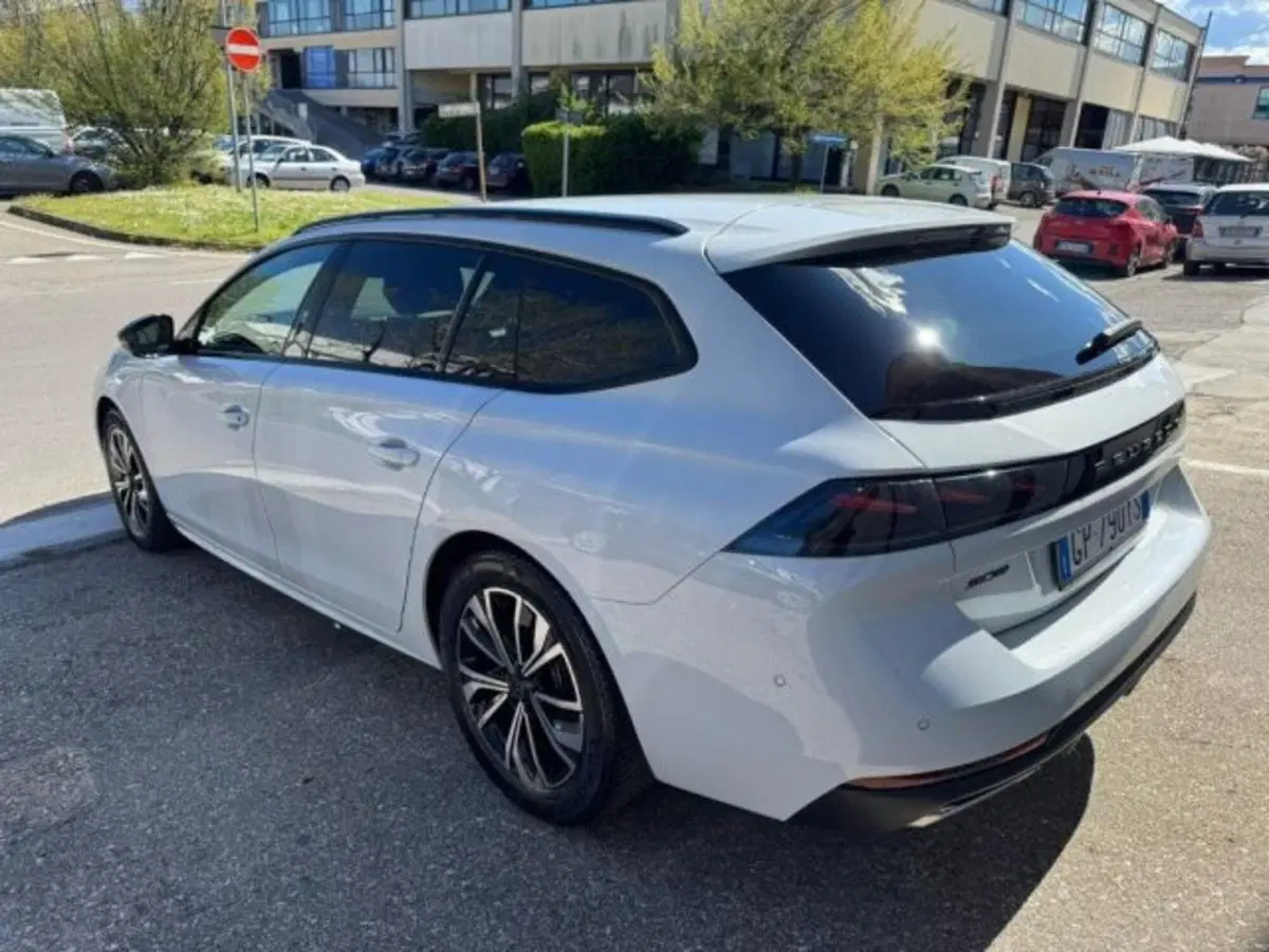 Peugeot 508 SW usata a Modena (11)