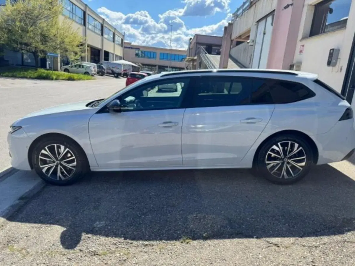 Peugeot 508 SW usata a Modena (12)