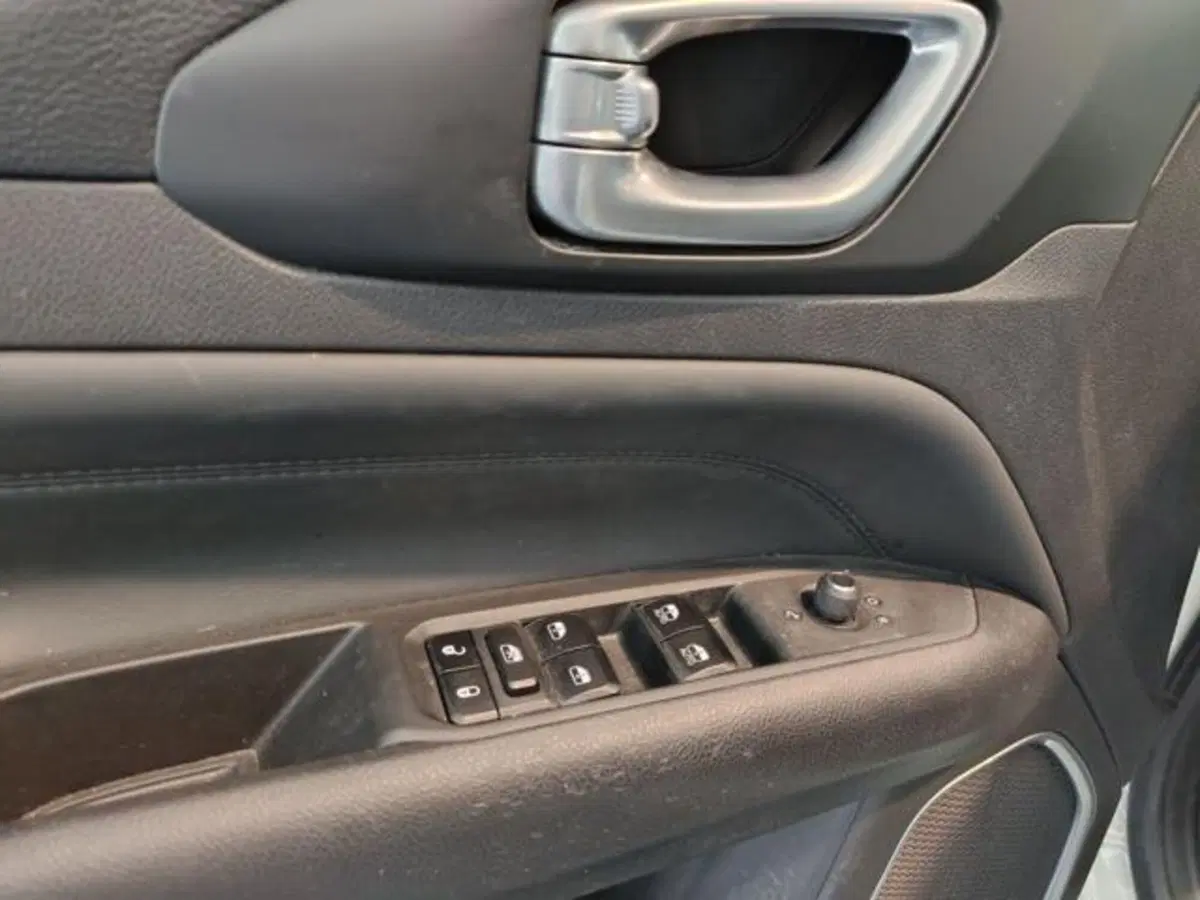Jeep Compass usata a Modena (6)