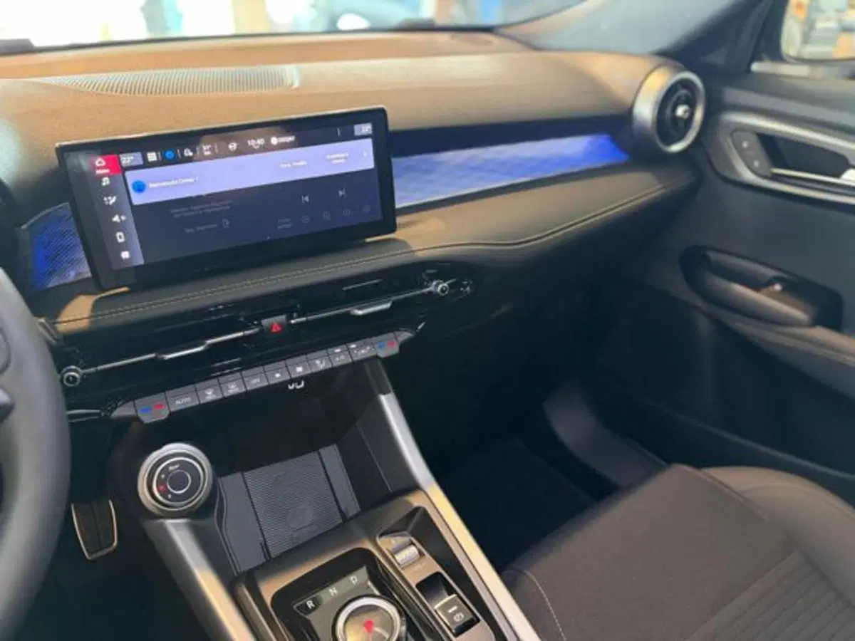 Alfa Romeo Tonale nuova a Modena (6)