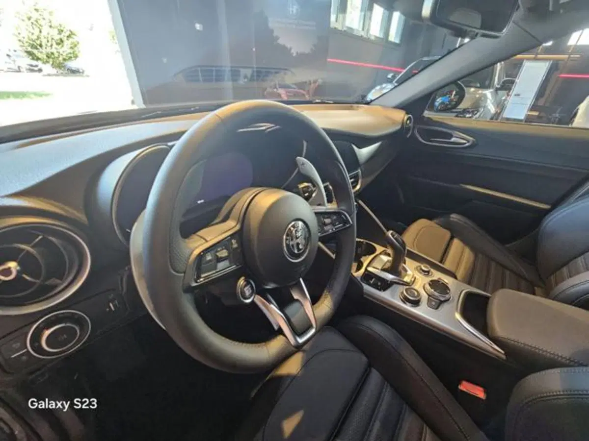 Alfa Romeo Giulia nuova a Modena (10)