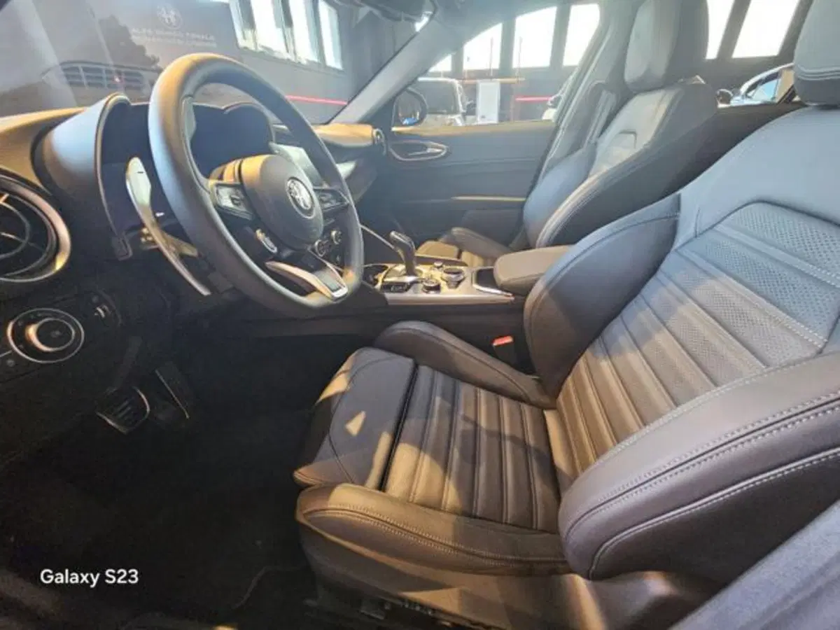 Alfa Romeo Giulia nuova a Modena (7)