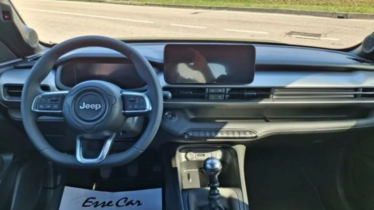 Jeep Avenger nuova a Padova (10)