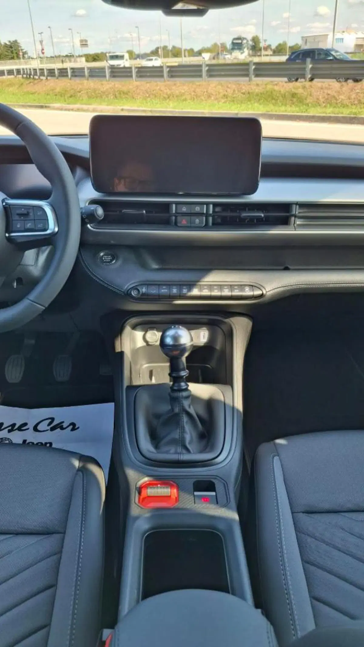 Jeep Avenger nuova a Padova (13)