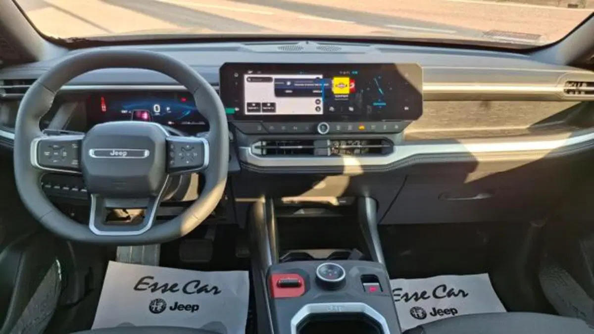 Jeep Compass nuova a Padova (10)