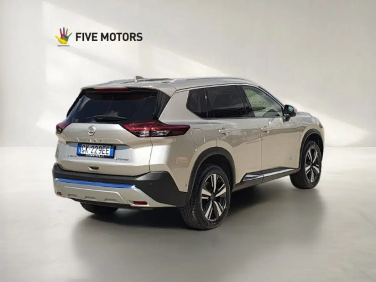 Nissan X-Trail usata a Taranto (7)