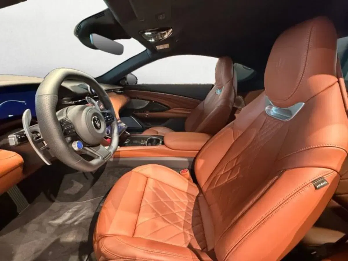 Maserati Granturismo nuova a Udine (8)
