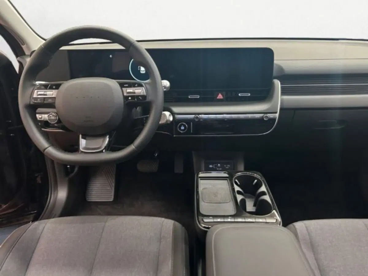 Hyundai Ioniq 5 nuova a Udine (13)