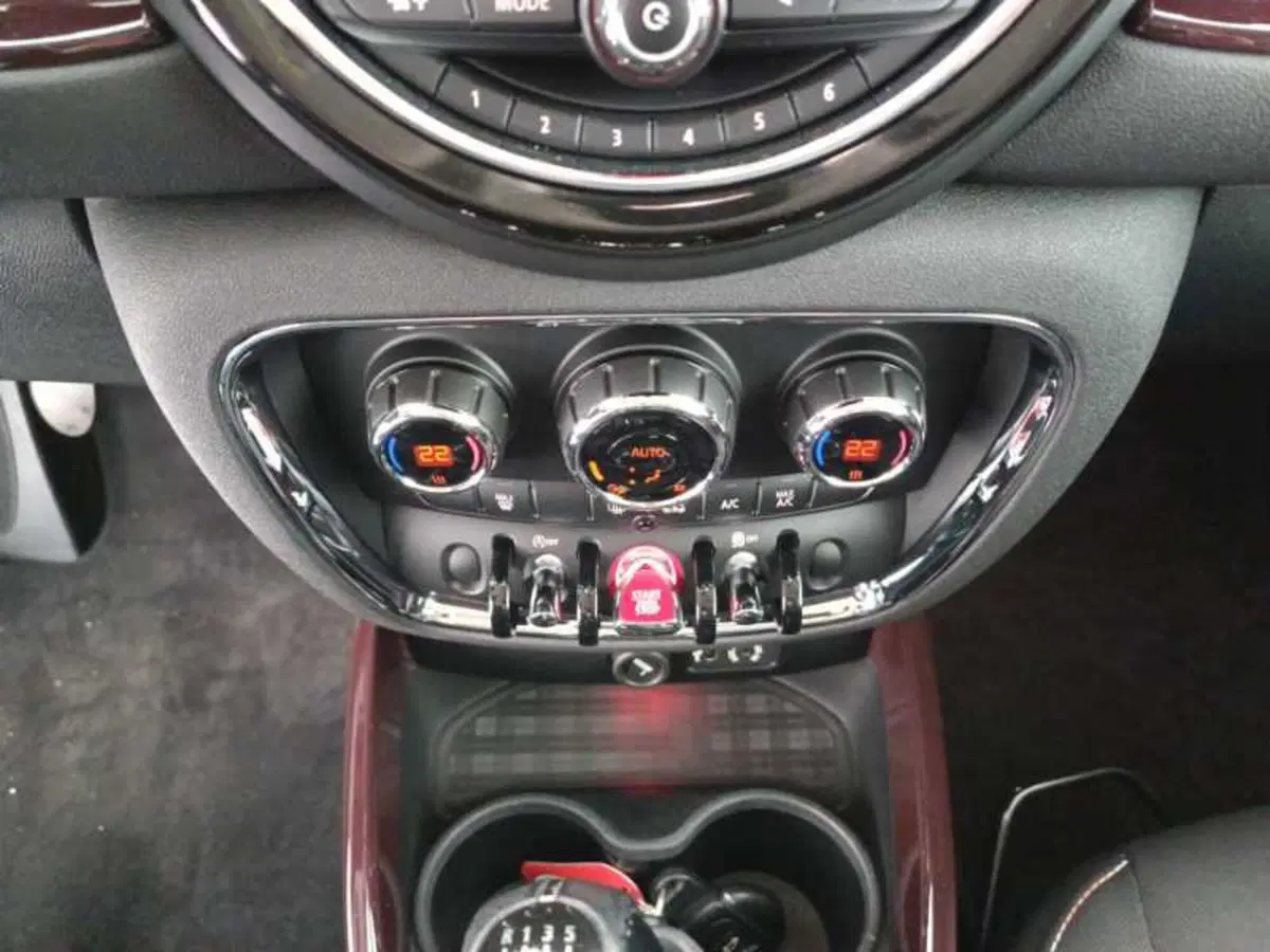 MINI Mini Clubman usata a Treviso (16)