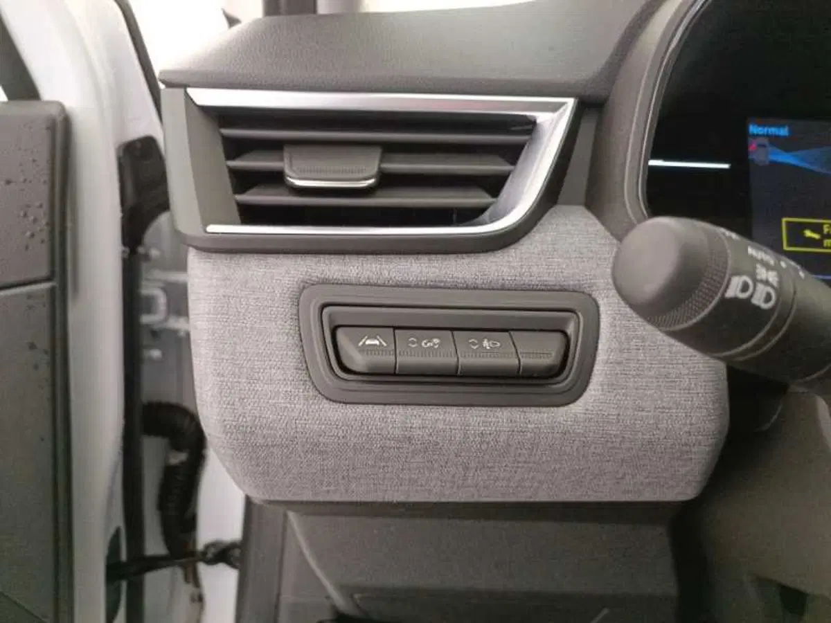 Mitsubishi Colt usata a Treviso (13)