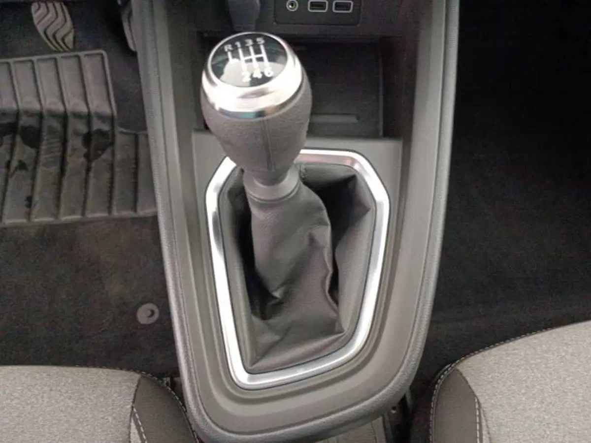 Mitsubishi Colt usata a Treviso (20)