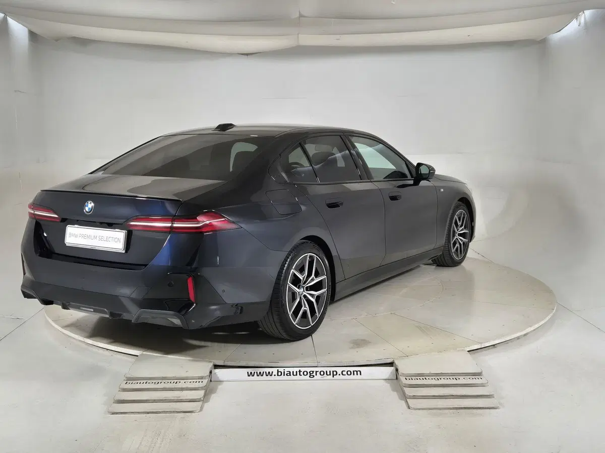 BMW Serie 5 usata a Asti (5)