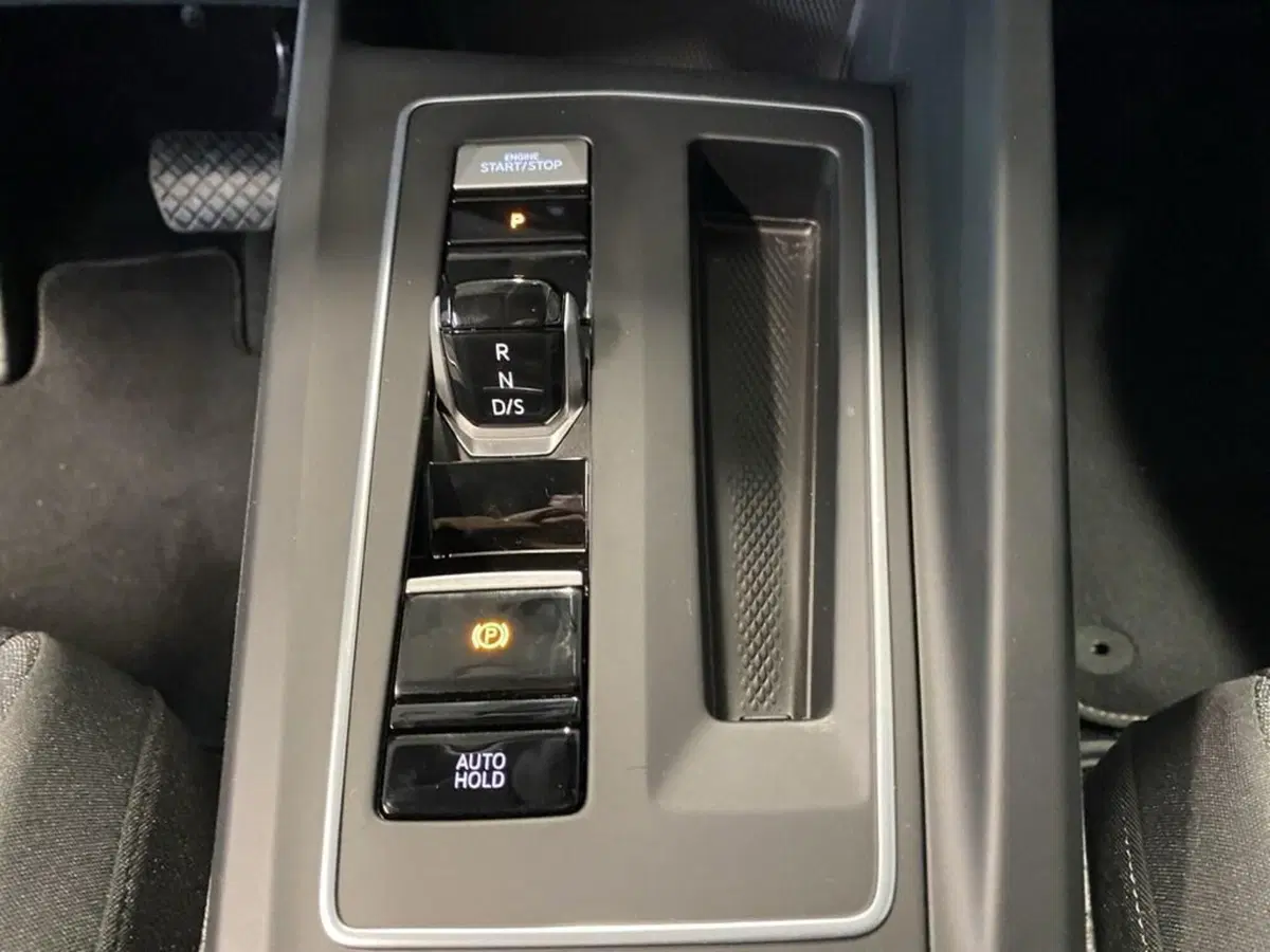 Volkswagen Golf Variant usata a Torino (11)