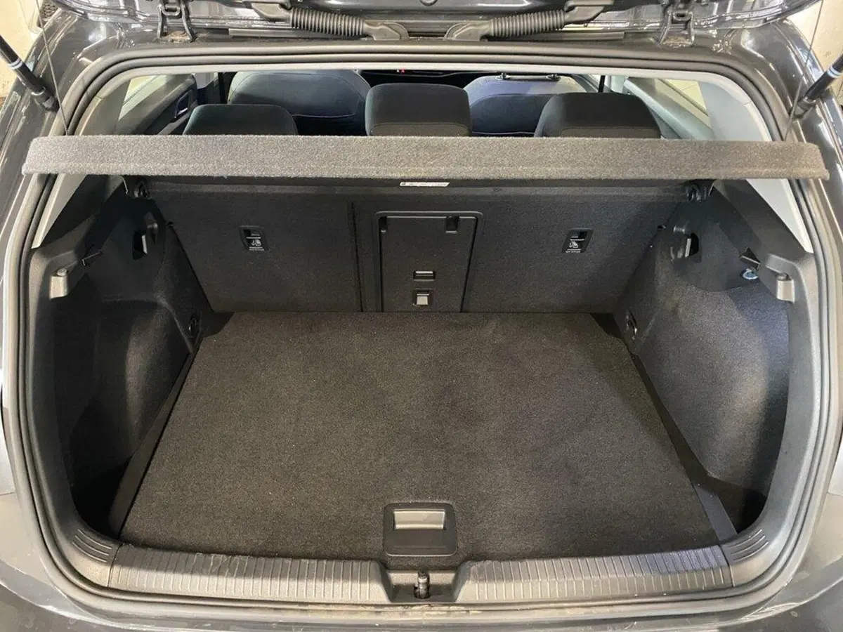 Volkswagen Golf Variant usata a Torino (9)