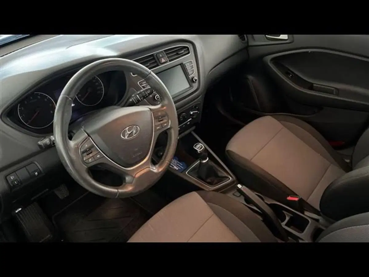 Hyundai i20 usata a Firenze (10)