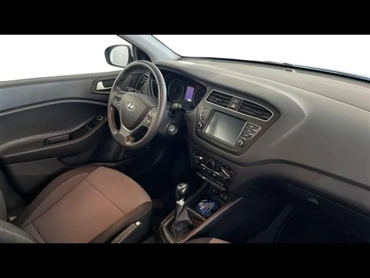 Hyundai i20 usata a Firenze (11)